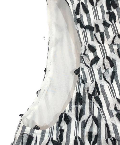 Rene（ルネ）Rene (ルネ) フリンジノースリーブワンピース グレー サイズ:SIZE 36の古着・服飾アイテム