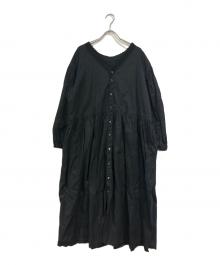 nest Robe（ネストローブ）の古着「UpcycleLino/バックVネックレースギャザーワンピース」｜ブラック