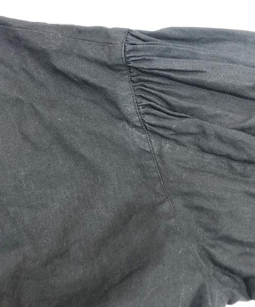 nest Robe（ネストローブ）nest Robe (ネストローブ) UpcycleLino/バックVネックレースギャザーワンピース ブラック サイズ:SIZE Freeの古着・服飾アイテム