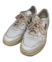 AUTRY（オートリー）の古着「MEDALIST LOW」｜ホワイト