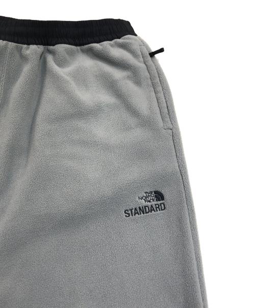 THE NORTH FACE（ザ ノース フェイス）THE NORTH FACE (ザ ノース フェイス) 200マイクロフリースパンツ グレー サイズ:SIZE Lの古着・服飾アイテム