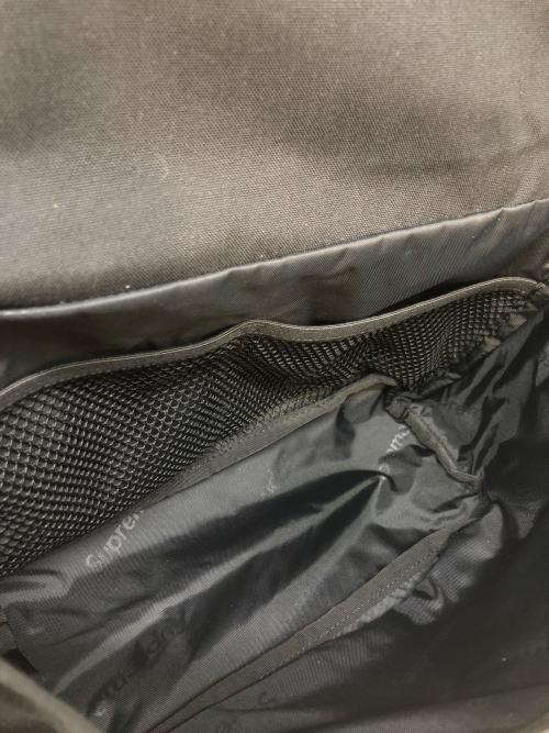 SUPREME（シュプリーム）Supreme (シュプリーム) メッセンジャーバッグ ブラックの古着・服飾アイテム