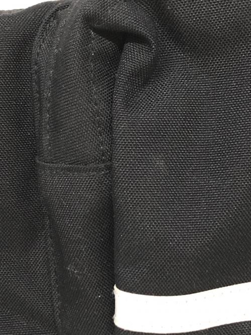 SUPREME（シュプリーム）Supreme (シュプリーム) メッセンジャーバッグ ブラックの古着・服飾アイテム