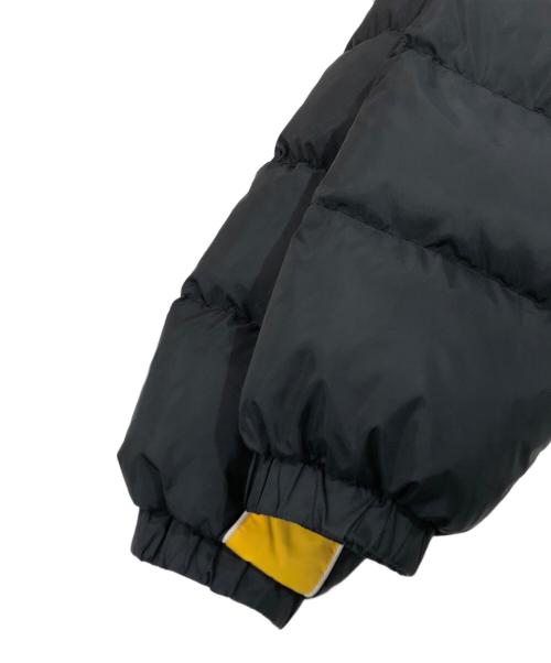 SUPREME（シュプリーム）Supreme (シュプリーム) Stripe Panel Down Jacket ブラック×イエロー サイズ:SIZE Lの古着・服飾アイテム