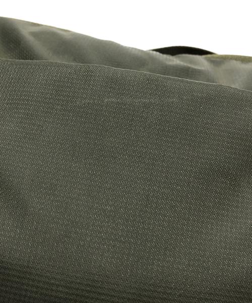 ARC'TERYX（アークテリクス）ARC'TERYX (アークテリクス) ヒリアド 6L クロスボディ バッグ カーキの古着・服飾アイテム