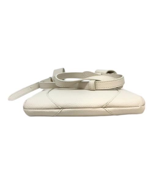 PELLE MORBIDA（ペッレモルビダ）PELLE MORBIDA (ペッレモルビダ) Vela/スリムショルダーバッグ アイボリーの古着・服飾アイテム