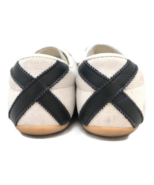 adidas（アディダス）adidas (アディダス) ローカットスニーカー ベージュ×ブラック サイズ:24.5㎝の古着・服飾アイテム