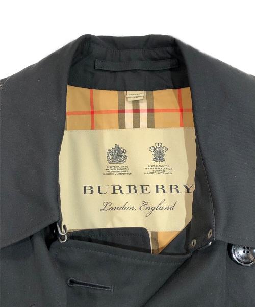 BURBERRY（バーバリー）BURBERRY (バーバリー) The Kensington Medium トレンチコート ブラック サイズ:SIZE 46の古着・服飾アイテム