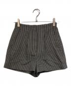 FENDIフェンディ）の古着「ショートパンツ」｜ブラック