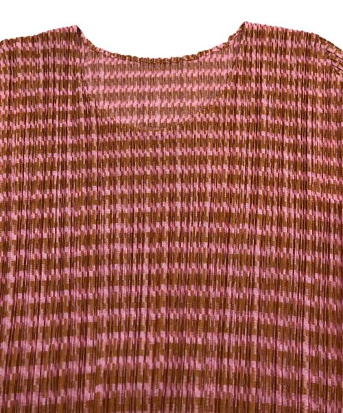 PLEATS PLEASE（プリーツプリーズ）PLEATS PLEASE (プリーツプリーズ) 総柄半袖プリーツワンピース ピンク×ブラウン サイズ:SIZE 34の古着・服飾アイテム
