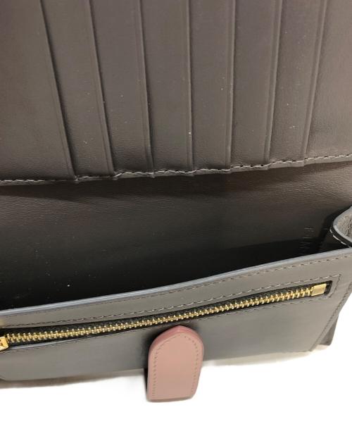 CELINE（セリーヌ）CELINE (セリーヌ) ストラップウォレット グレー×ピンクの古着・服飾アイテム