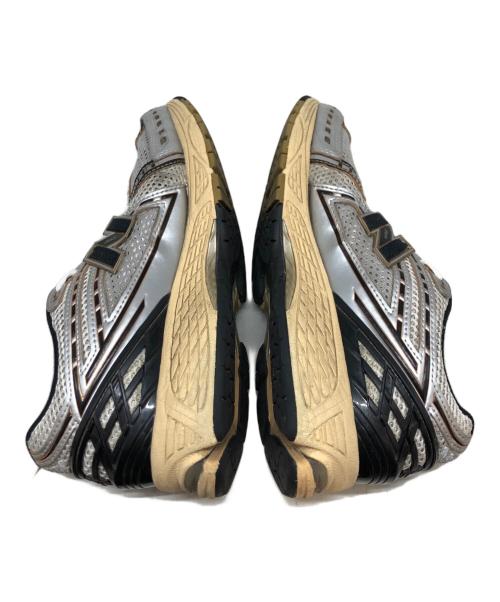 NEW BALANCE（ニューバランス）NEW BALANCE (ニューバランス) ローカットスニーカー ホワイト×ブラック サイズ:SIZE 27.5㎝の古着・服飾アイテム