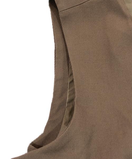 YOKE（ヨーク）YOKE (ヨーク) DETACHABLE POCKET TACTICAL VEST ブラウン サイズ:SIZE 2の古着・服飾アイテム