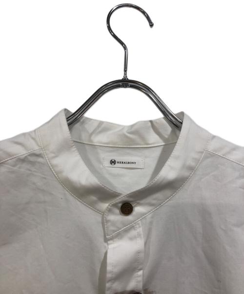 HERALBONY（ヘラルボニー）HERALBONY (ヘラルボニー) バンドカラーシャツ「brown brush-mm2025」 ホワイト サイズ:Lの古着・服飾アイテム
