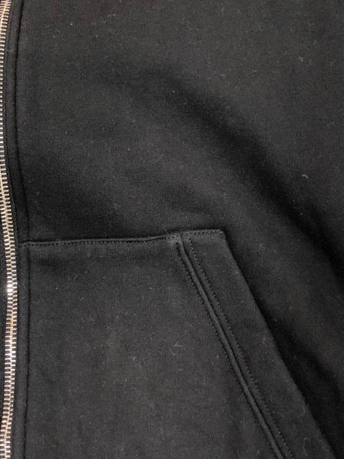 VERSACE（ヴェルサーチェ）VERSACE (ヴェルサーチェ) ジップパーカー ブラック サイズ:SIZE Sの古着・服飾アイテム