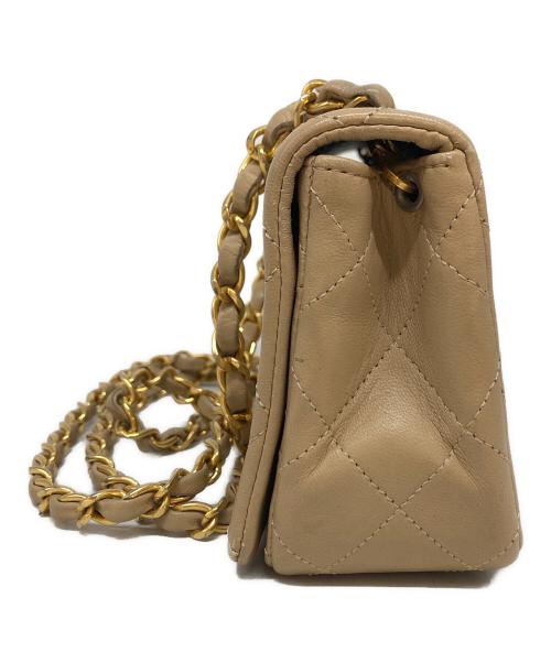 CHANEL（シャネル）CHANEL (シャネル) フラップチェーンショルダーバッグ ベージュの古着・服飾アイテム