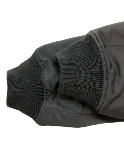 UNDERCOVER（アンダーカバー）UNDERCOVER (アンダーカバー) MA-1 CAN SAW DELIGHT グレー サイズ:3の古着・服飾アイテム