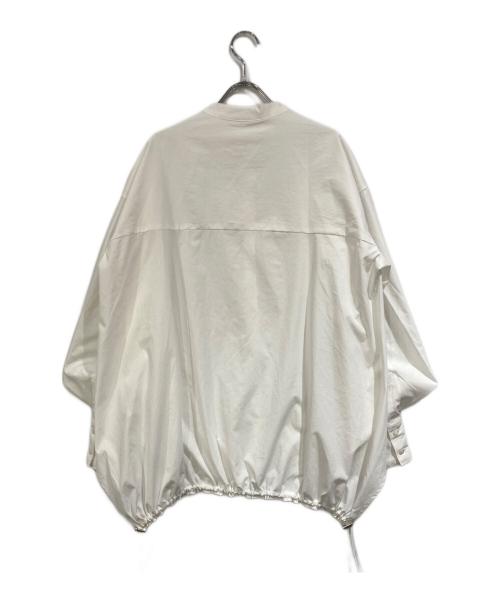UN3D.（アンスリード）UN3D. (アンスリード) W TRIANGLE TUCK SH ホワイト サイズ:SIZE 36の古着・服飾アイテム