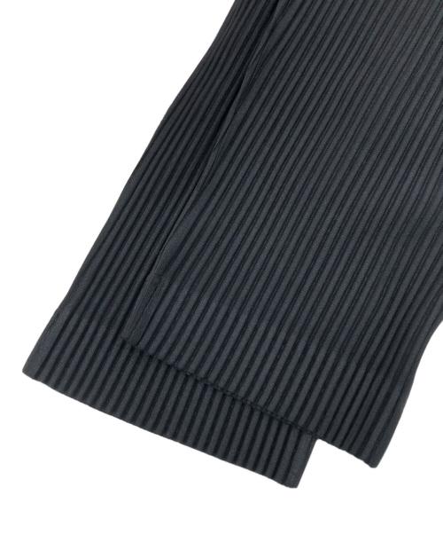 HOMME PLISSE ISSEY MIYAKE（オム プリッセ イッセイ ミヤケ）HOMME PLISSE ISSEY MIYAKE (オム プリッセ イッセイ ミヤケ) プリーツパンツ ブラック サイズ:SIZE 2の古着・服飾アイテム