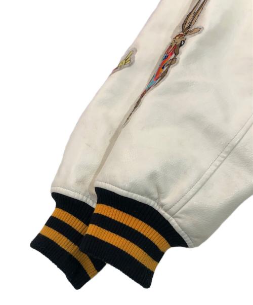 X-LARGE（エクストララージ）X-LARGE (エクストララージ) SPACE JAM (スペースジャム) VARSITY JACKET ホワイト×ブラック サイズ:SIZE Mの古着・服飾アイテム