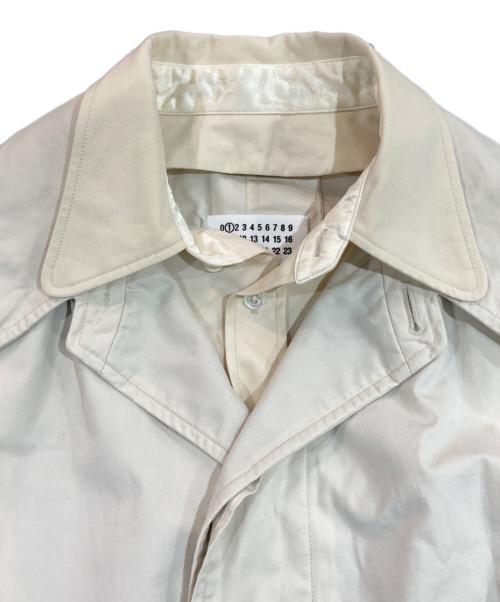 Maison Margiela（メゾンマルジェラ）Maison Margiela (メゾンマルジェラ) シャツドッキングトレンチコート アイボリー サイズ:SIZE 46の古着・服飾アイテム
