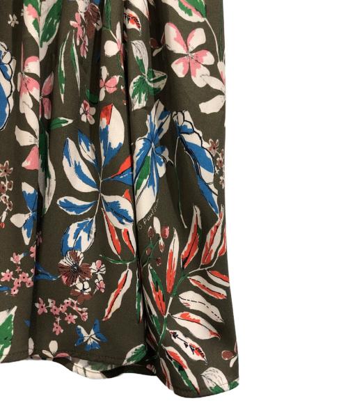 PS Paul Smith（ＰＳポールスミス）PS Paul Smith (ＰＳポールスミス) 花柄スカート グリーン×ホワイト サイズ:SIZE 44Lの古着・服飾アイテム