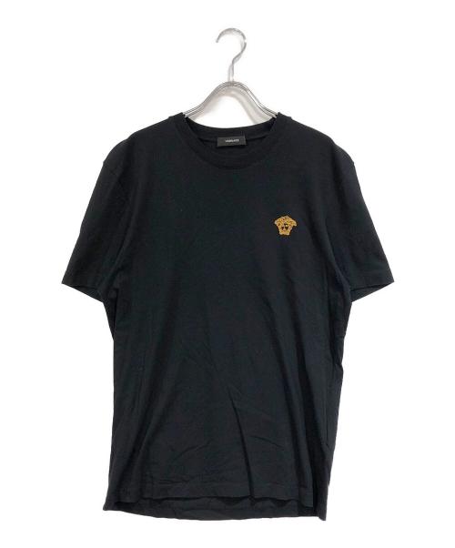 VERSACE（ヴェルサーチェ）VERSACE (ヴェルサーチェ) ワンポイントロゴ刺繍Tシャツ ブラック サイズ:-の古着・服飾アイテム