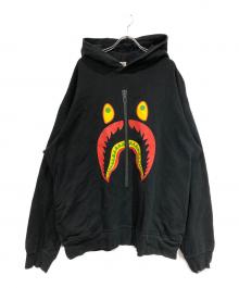BAPE BY A BATHING APE（ベイプバイアベイシングエイプ）の古着「シャークプリントパーカー」｜ブラック