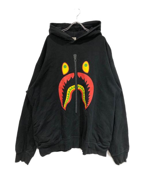 BAPE BY A BATHING APE（ベイプバイアベイシングエイプ）BAPE BY A BATHING APE (ベイプバイアベイシングエイプ) シャークプリントパーカー ブラック サイズ:SIZE XLの古着・服飾アイテム