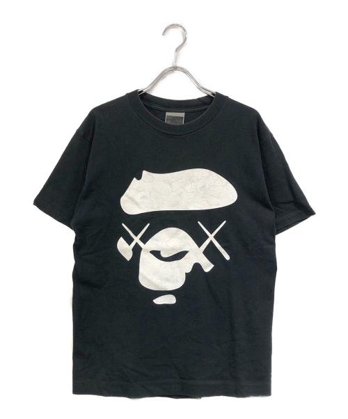 A BATHING APE（アベイシングエイプ）A BATHING APE (アベイシングエイプ) KAWS (カウズ) オールドフェイス ブラック サイズ:-の古着・服飾アイテム