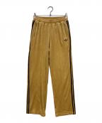 adidasアディダス）の古着「ベロア トラックパンツ」｜ベージュ