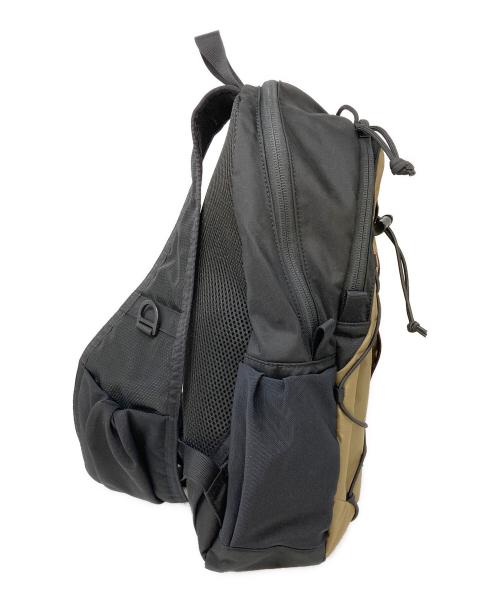 BRIEFING（ブリーフィング）BRIEFING (ブリーフィング) SA SLINGショルダーバッグ ベージュの古着・服飾アイテム