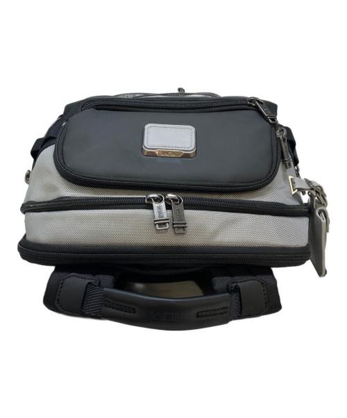TUMI（トゥミ）TUMI (トゥミ) ALPHA BRAVO /ノマディックバックパック グレーの古着・服飾アイテム