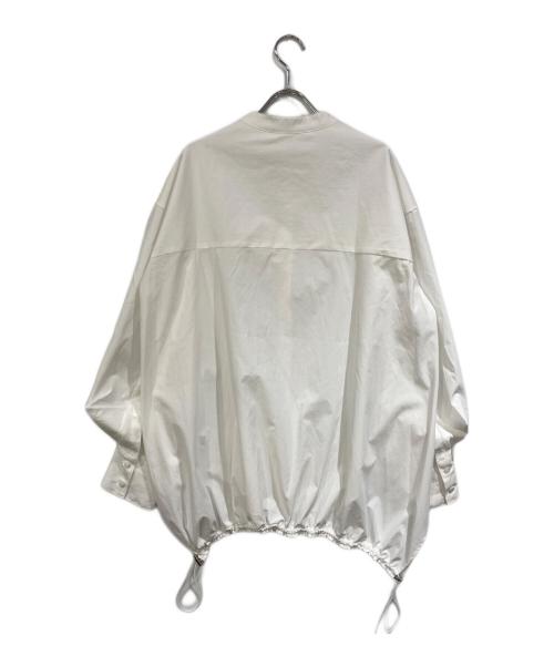 UN3D.（アンスリード）UN3D. (アンスリード) W TRIANGLE TUCK SH ホワイト サイズ:SIZE 36の古着・服飾アイテム