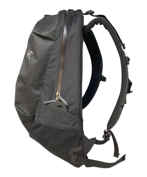 ARC'TERYX（アークテリクス）ARC'TERYX (アークテリクス) アロー22バックパック ブラックの古着・服飾アイテム