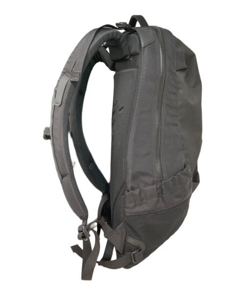 ARC'TERYX（アークテリクス）ARC'TERYX (アークテリクス) アロー22バックパック ブラックの古着・服飾アイテム