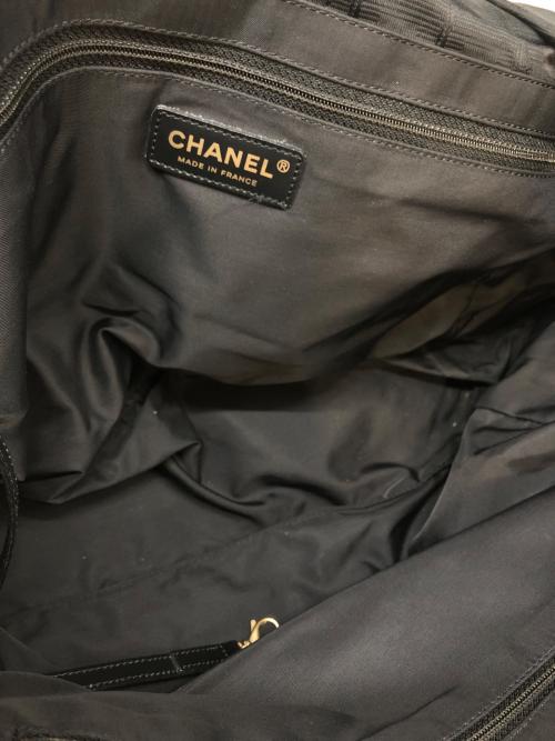 CHANEL（シャネル）CHANEL (シャネル) ナイロントートバッグ ブラックの古着・服飾アイテム