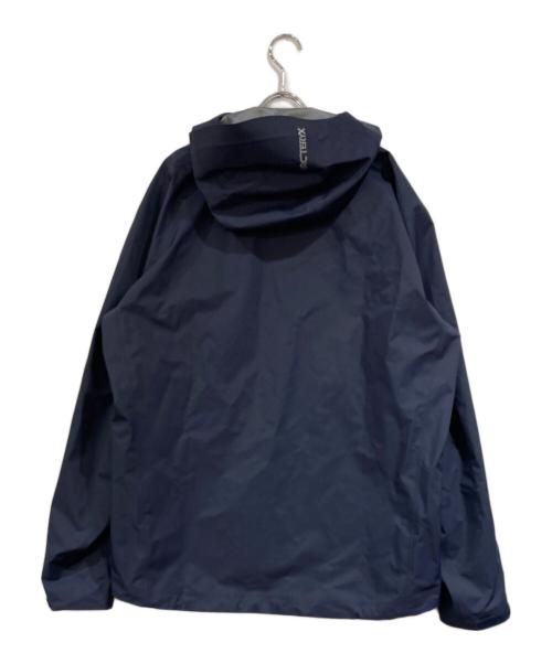 ARC'TERYX（アークテリクス）ARC'TERYX (アークテリクス) BETA JACKET M ネイビー サイズ:SIZE Lの古着・服飾アイテム