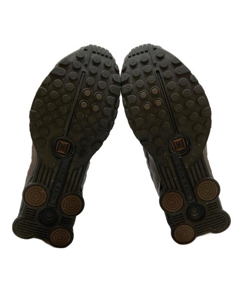 NIKE（ナイキ）NIKE (ナイキ) WMNS SHOX R4 ブラウン サイズ:28㎝の古着・服飾アイテム