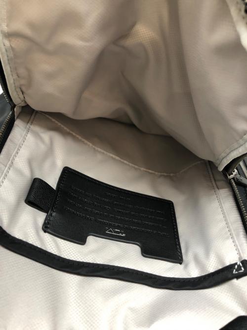 TUMI（トゥミ）TUMI (トゥミ) ホールジー バッグパック ブラックの古着・服飾アイテム