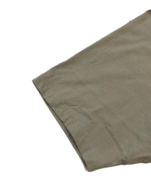 A BATHING APE（アベイシングエイプ）A BATHING APE (アベイシングエイプ) ワンポイントロゴTシャツ ホワイト×ベージュ サイズ:SIZE Mの古着・服飾アイテム