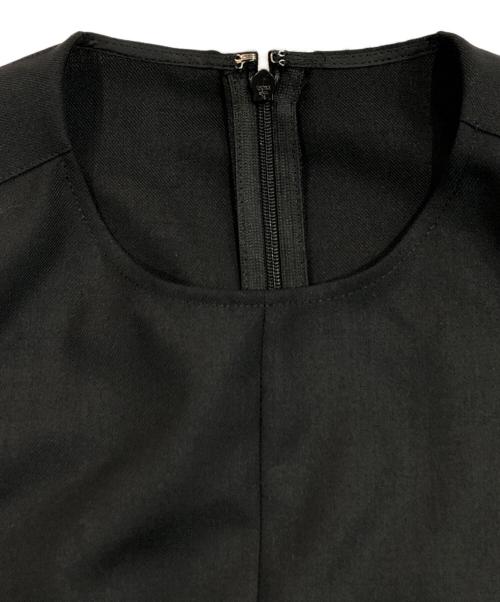 HERALBONY（ヘラルボニー）HERALBONY (ヘラルボニー) スカーフアタッチメントワンピース ブラック サイズ:SIZE Sの古着・服飾アイテム