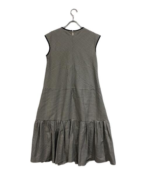 Rene（ルネ）Rene (ルネ) ギンガムチェックティアードワンピース ホワイト サイズ:SIZE 34の古着・服飾アイテム