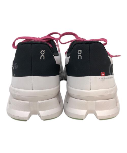 on（オン）On (オン) スニーカー ホワイト サイズ:SIZE 29cmの古着・服飾アイテム