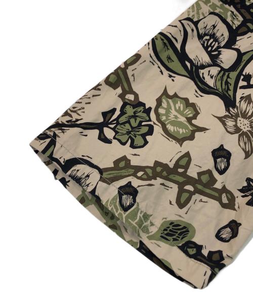 THE NORTHFACE PURPLELABEL（ザ・ノースフェイス パープルレーベル）THE NORTHFACE PURPLELABEL (ザ・ノースフェイス パープルレーベル) Botanical Print H/S Shirt ベージュ サイズ:SIZE Mの古着・服飾アイテム