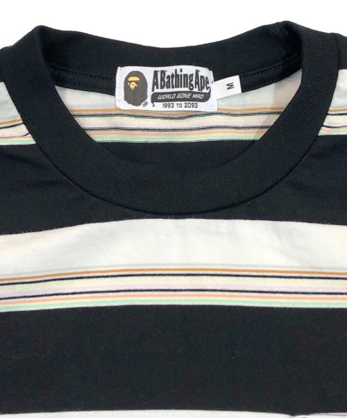 A BATHING APE（アベイシングエイプ）A BATHING APE (アベイシングエイプ) STRIPE ONE POINT RELAXED FIT POCKET TEE ホワイト×ブラック サイズ:SIZE Mの古着・服飾アイテム