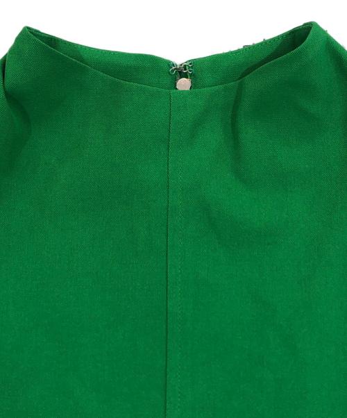 TOGA PULLA（トーガ プルラ）TOGA PULLA (トーガ プルラ) TAFFETA PLEATS DRESS グリーン サイズ:SIZE 40の古着・服飾アイテム
