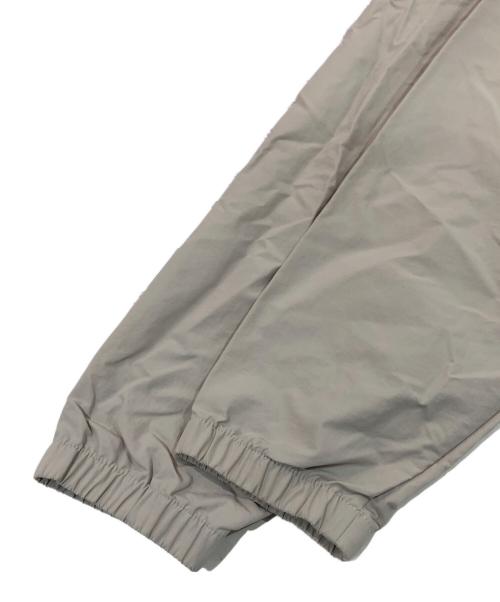 THE NORTH FACE（ザ ノース フェイス）THE NORTH FACE (ザ ノース フェイス) EXPLORING WIND JACKET ベージュ サイズ:SIZE 2XLの古着・服飾アイテム