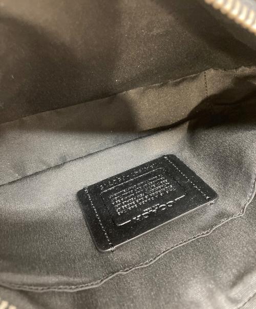 COACH（コーチ）COACH (コーチ) シグネチャーショルダーバッグ ブラウンの古着・服飾アイテム