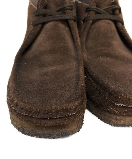 CLARKS（クラークス）CLARKS (クラークス) ワラビーシューズ ブラウン サイズ:US8　1/2の古着・服飾アイテム